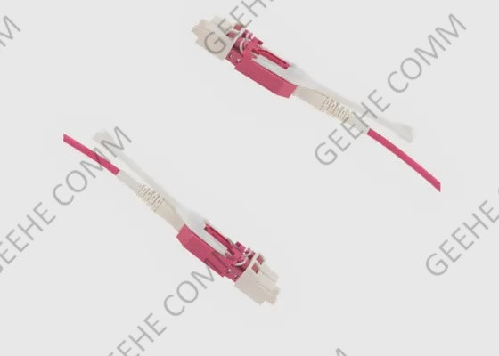 Uniboot مع Push Pull Tab LC / LC Duplex 2.0mm OFNP Fiber Patch Cable