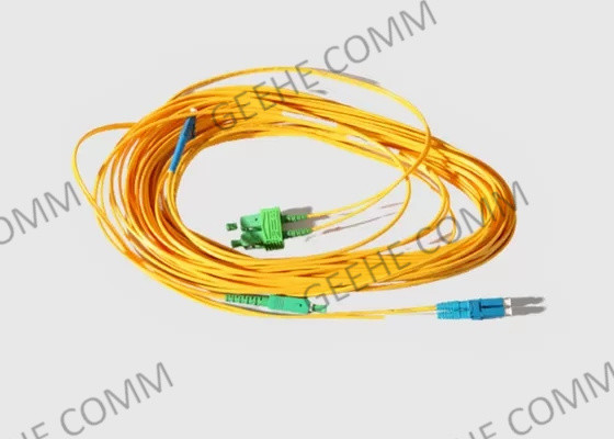FTTH داخلي 2.0 مم PVC وضع فردي SC UPC من الألياف البصرية
