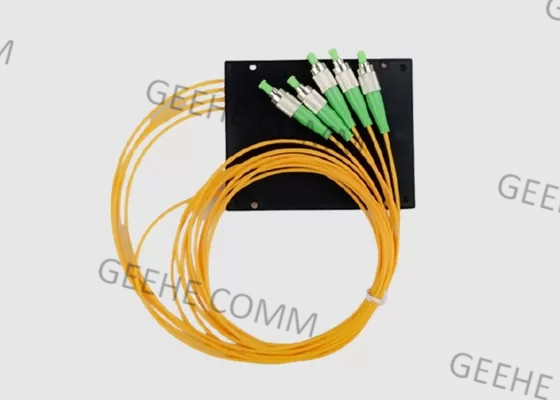 FC UPC أحادي الوضع ABS Box CATV FTTH مقسم الألياف البصرية 1 × 4