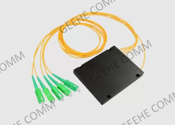1x4 PLC ABS Box نوع الألياف البصرية الفاصل SC إلى UPC للكيبل التلفزيوني / FTTH
