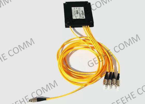FC / APC 1x4 2.0mm صندوق نوع الفاصل الألياف البصرية مع موصل FC UPC