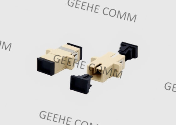 وضع واحد Simplex اللون البيج SC UPC محول كابل الألياف البصرية مع الشفاه