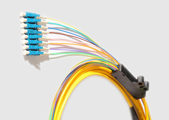 وضع واحد 2.0 مم 40G MPO إلى 8 X LC Fiber Breakout Cable